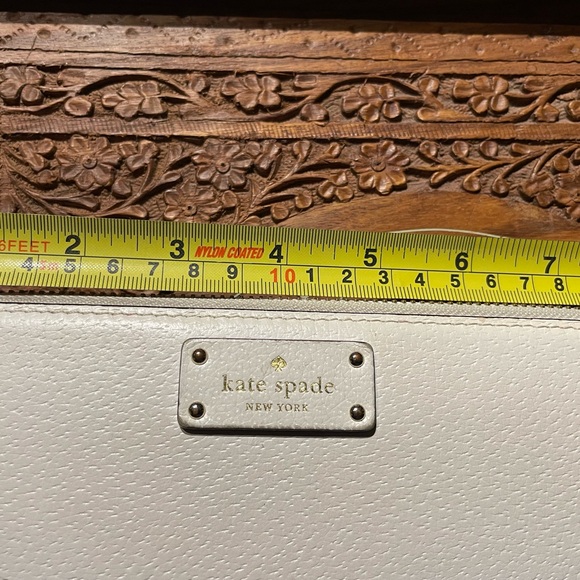 Kate Spade wallet, zipper enclosure - Picture 15 of 16